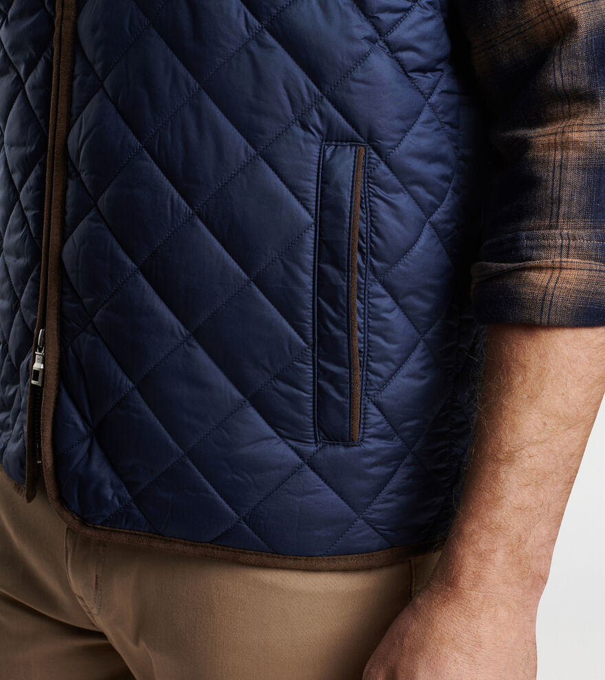 Essex Quilted Travel Gilet image number 4