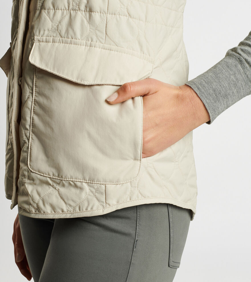 Addison Quilted Travel Gilet image number 4